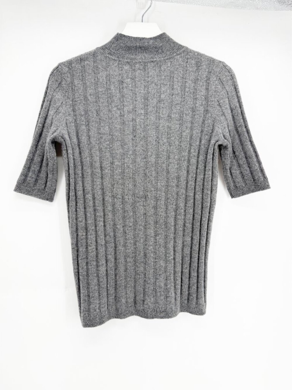 Neiman Marcus Cashmere Collection Cashmere Ribbed Mock Neck Sweater - Picture 3 of 7